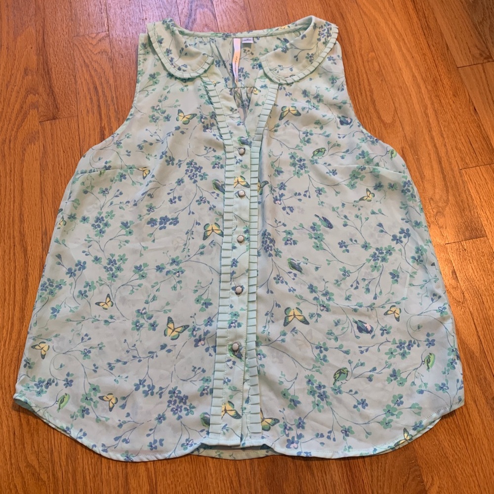 Lauren Conrad butterfly tank top blouse- size M